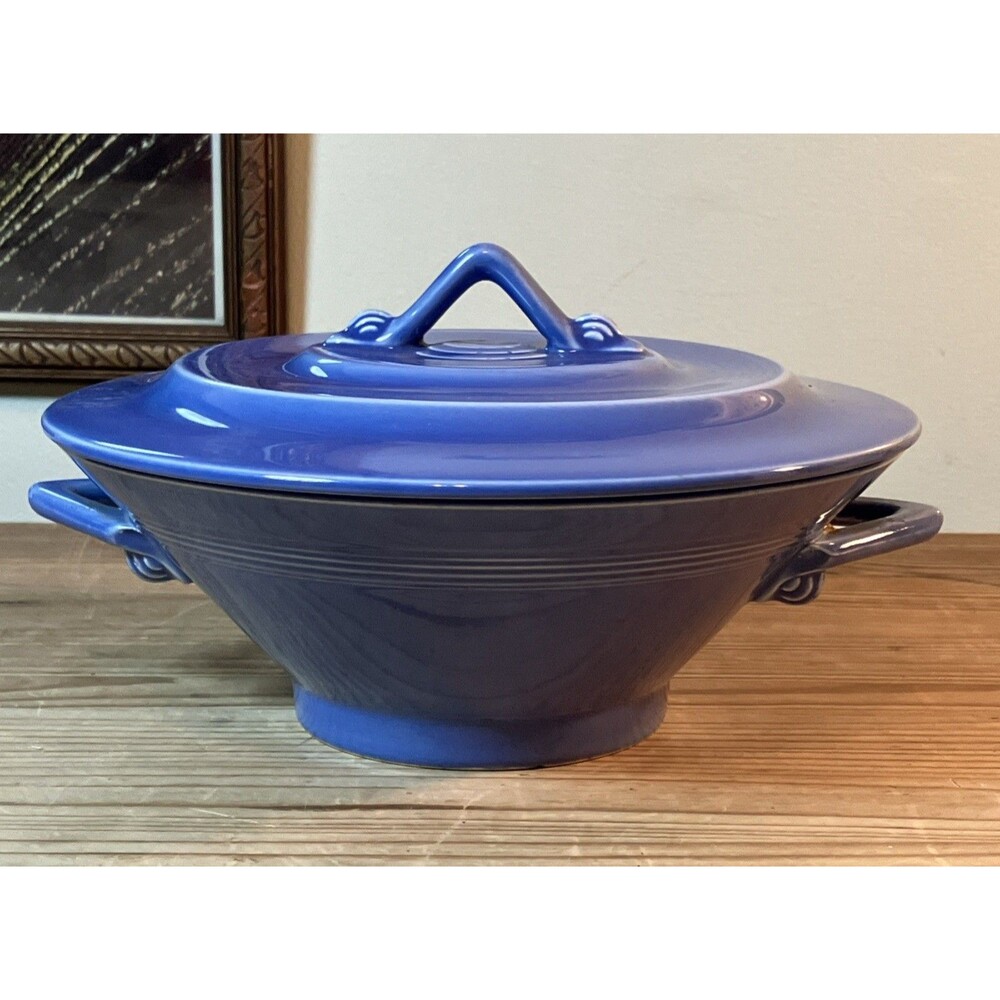 Vintage Homer Laughlin HARLEQUIN BLUE 8.5” CASSEROLE W/LID Serving Dish Art Deco